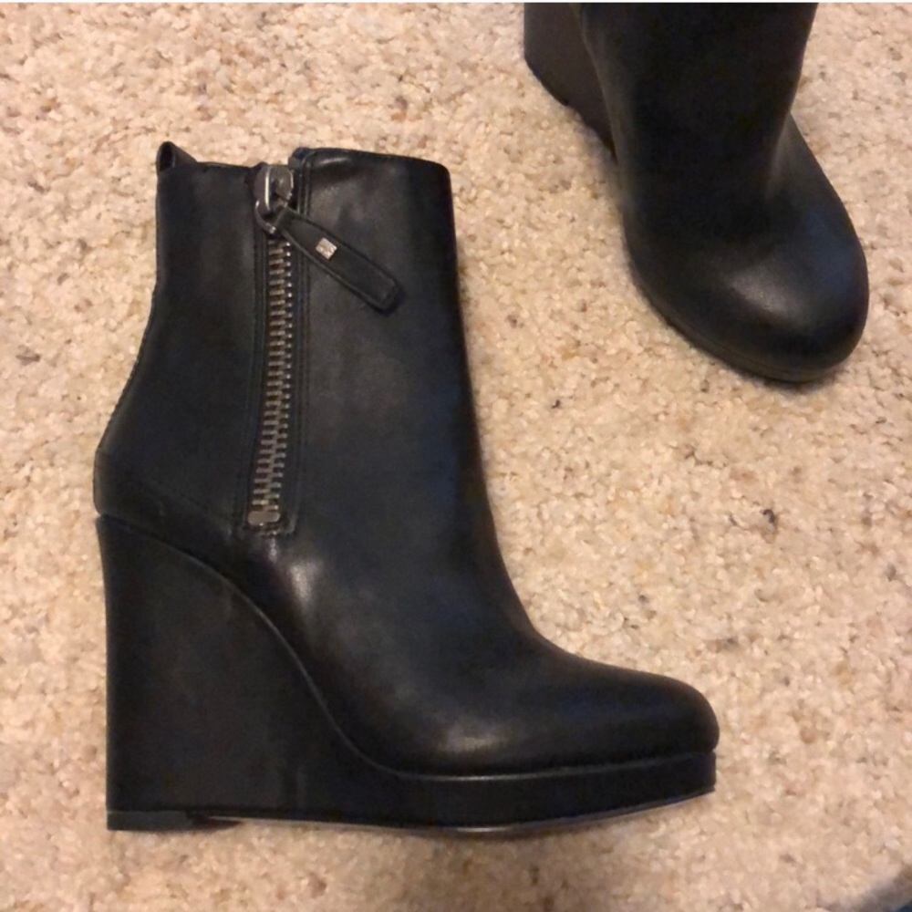 Nine West booties